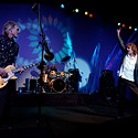 Billy , Keith, and Steve with Mickey Thomas of the Starship at Serving Up The Rock